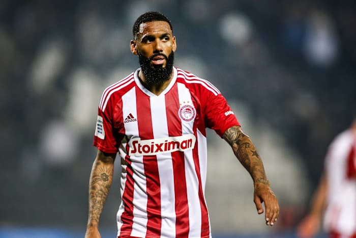 Yann M'Vila Sunderland link